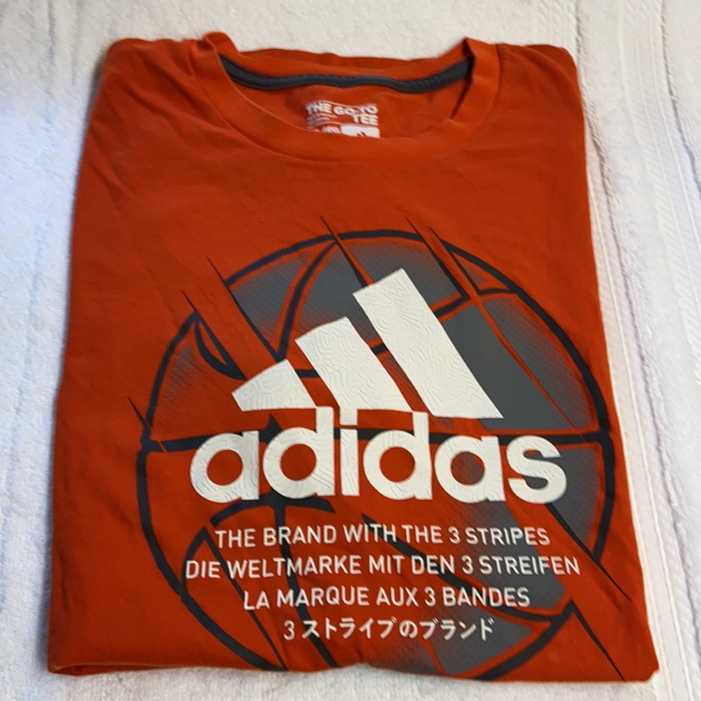 Adidas T-shirt